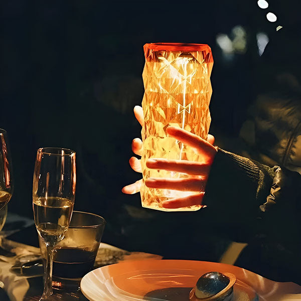 Kristalna lampa sa prelijepim bojama | MOODLIGHT